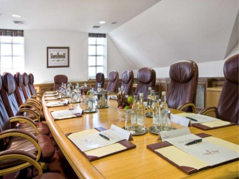 אשפורד Eastwell Manor, Champneys Hotel & Spa מראה חיצוני תמונה